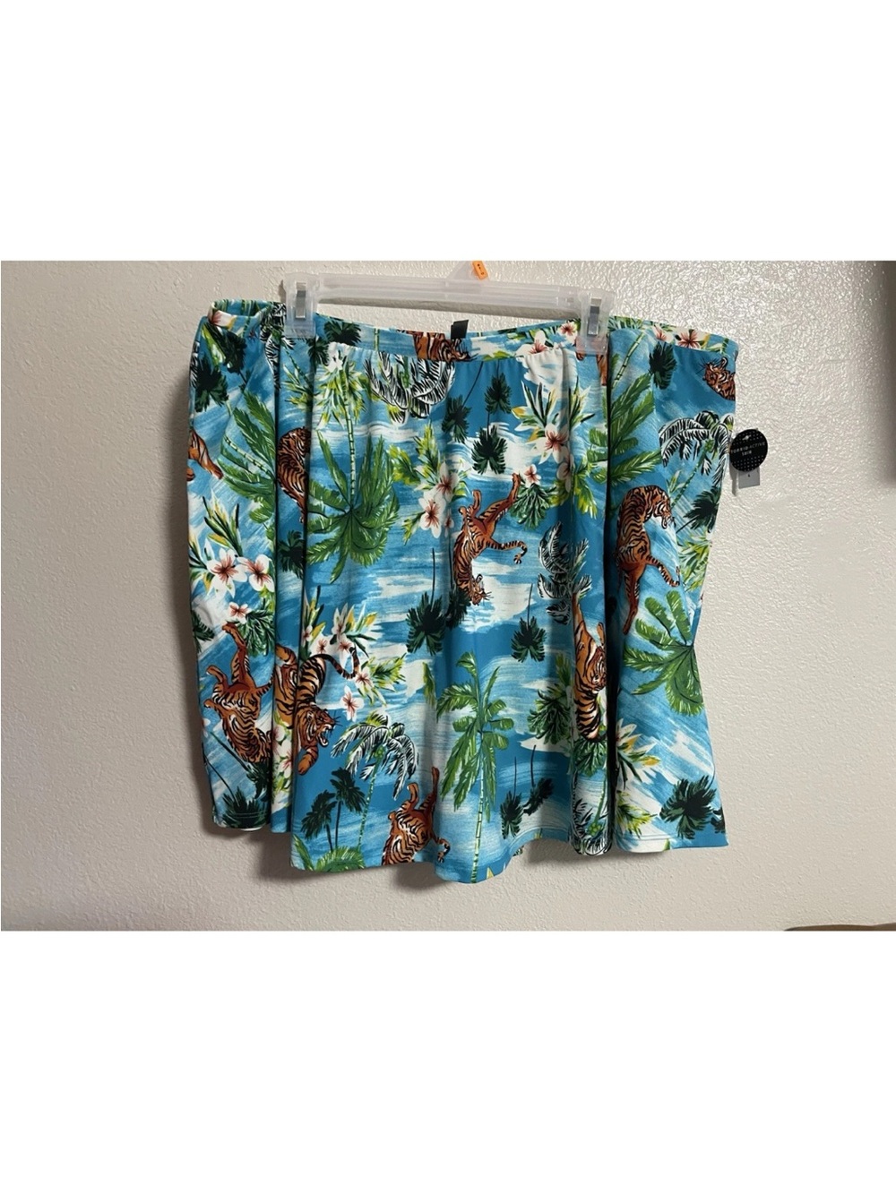 Torrid Active Swim Skirt Shorts Tiger Tropical Plus Size 4X NWT